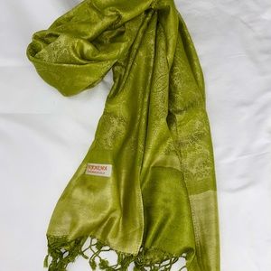 Green scarf